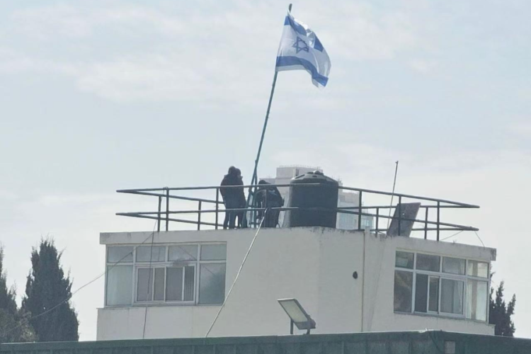 联合国强烈谴责以方强行进入近东救济工程处办公区