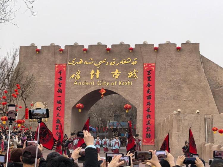 新疆喀什春节迎旅游热潮