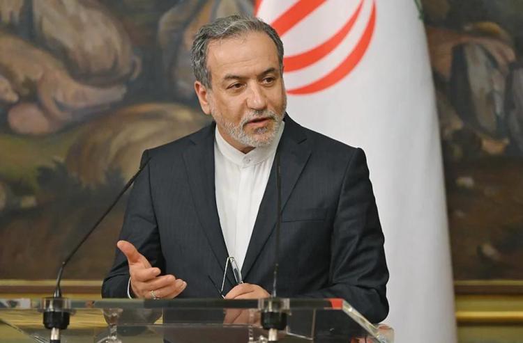 伊朗外长谴责美军拿周边国家平民当“人盾”