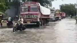 视频 | 印度中西部刚遭遇高温又迎来暴雨