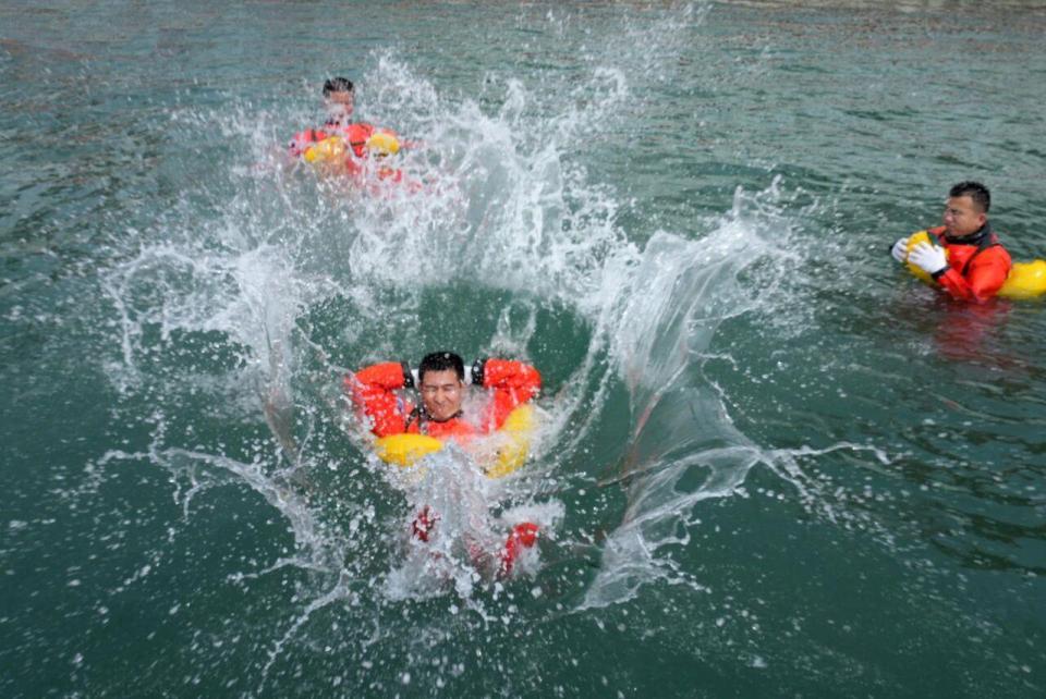 “神二十一”飞天在即 乘组地面训练精彩瞬间→