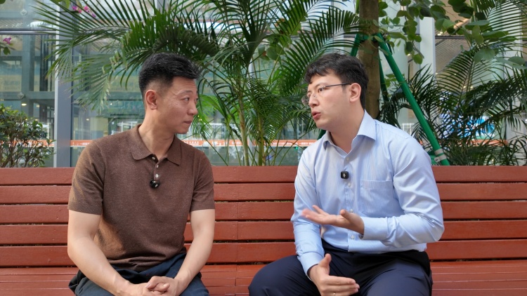 资讯有故事丨来自哈萨克斯坦的海南经发局全球新闻官:“来到消博会、来到自贸港,都能取得好成果”