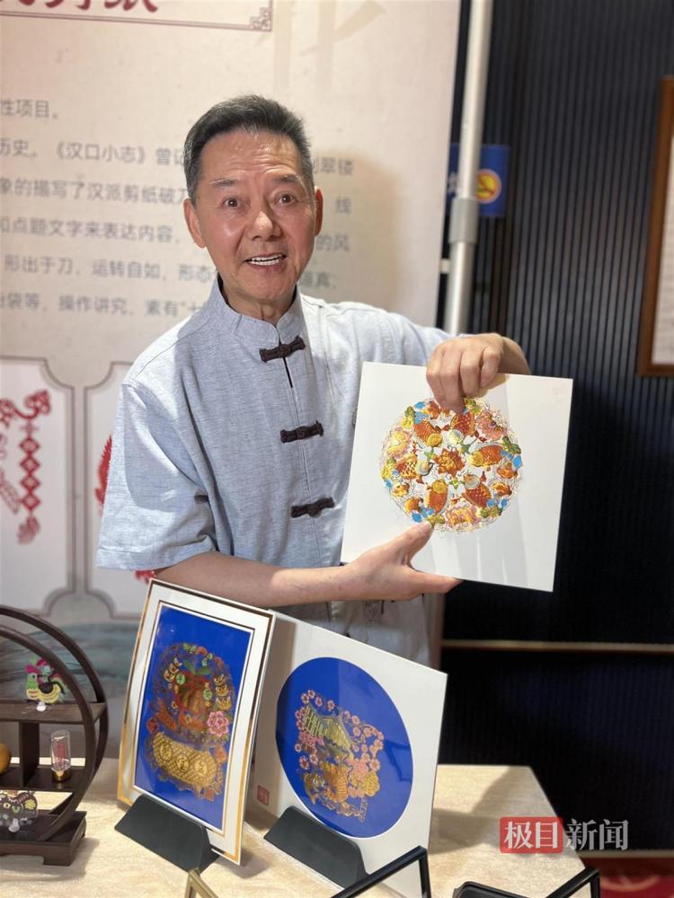 光影绘长江,知音话未来,嘉宾打卡“古琴号”沉浸式感受武汉之夜