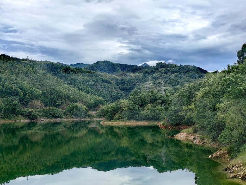 铭记历史 缅怀先烈丨红绿生“金” 大别山老区“焕”新景_fororder_20250729e5830b2d799e415e86cb08a4e3d9bacc_20250729966da3ff65c543d8aac41e0754c28f6c
