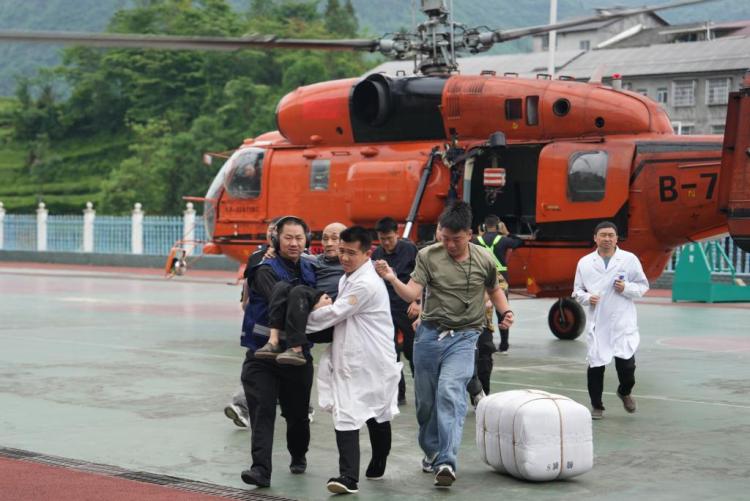 跟汛情“抢时间” 与洪水“比速度”——三湘大地防汛救灾一线扫描