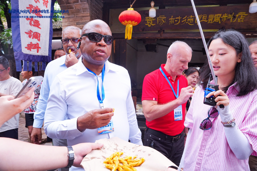Le « moment Yuanjiacun » de la gouvernance rurale mondiale : un dialogue approfondi entre diplomates en poste en Chine et campagnes chinoises_fororder_3