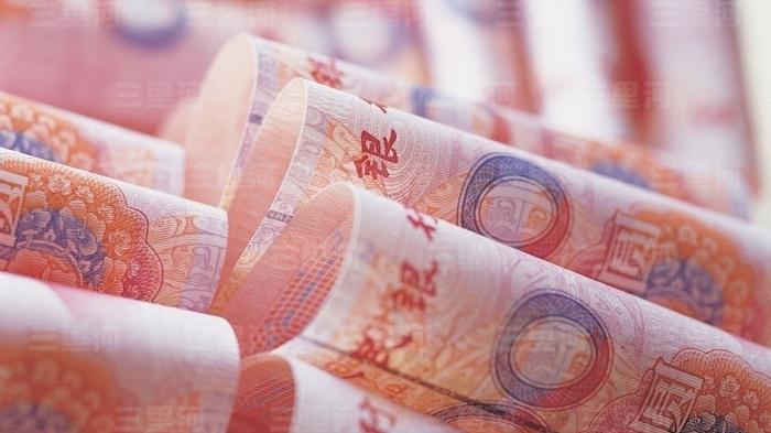 促进就业增收为消费添动力