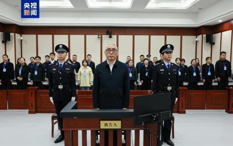 受贿数额特别巨大 甘肃省原副省长杨子兴一审被判有期徒刑14年