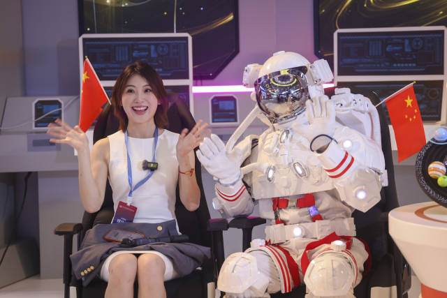 AI“智”爆全场,全球客商“买买买”!第二十二届文博会书写新高度