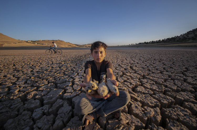 世界气象组织:2025年将成为有记录以来第二或第三热年份