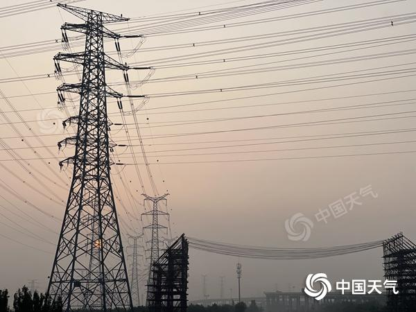 今明两天北京或有分散性雷阵雨 高温持续体感炎热