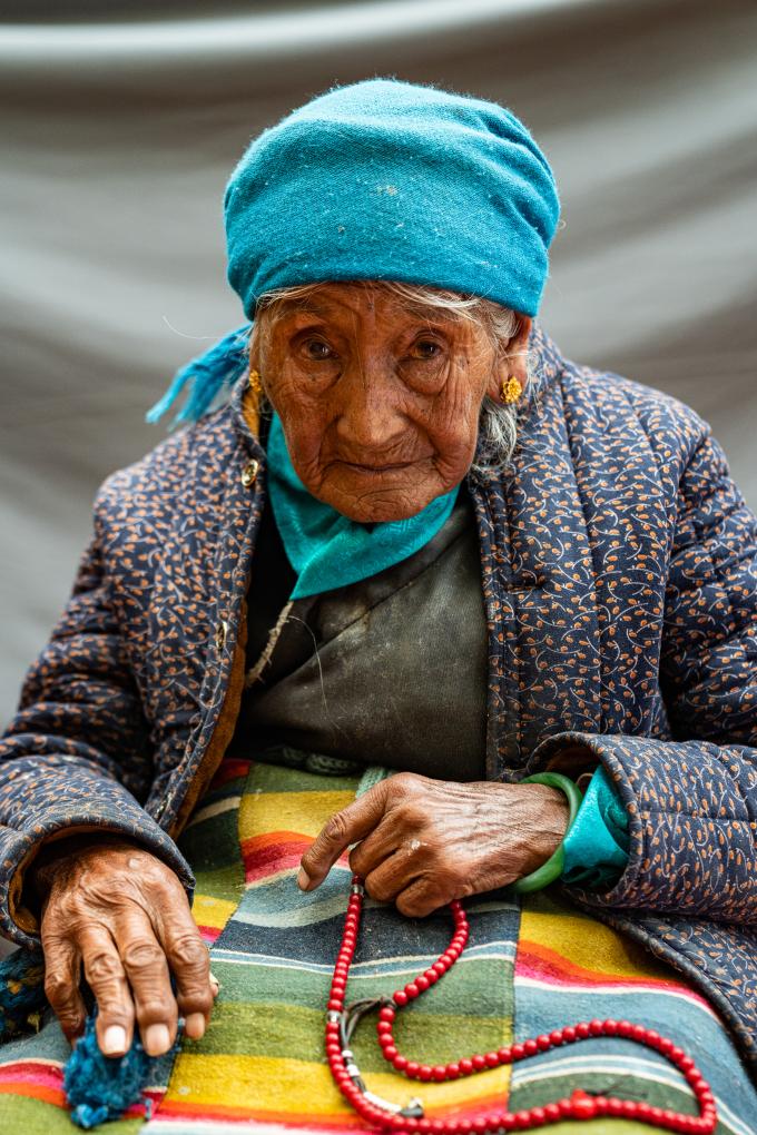 苦难和新生——西藏翻身农奴影像档案:玉珍