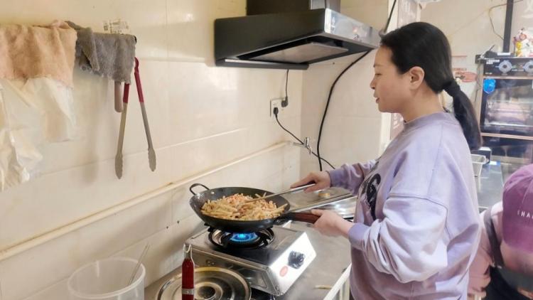 寻常味道连民心——从越南到广西的烟火故事