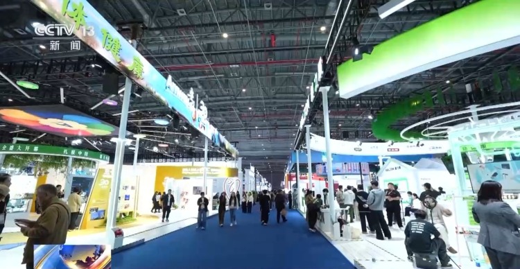 视频丨中药香+咖啡香 从进博“飘香”看开放共赢新图景