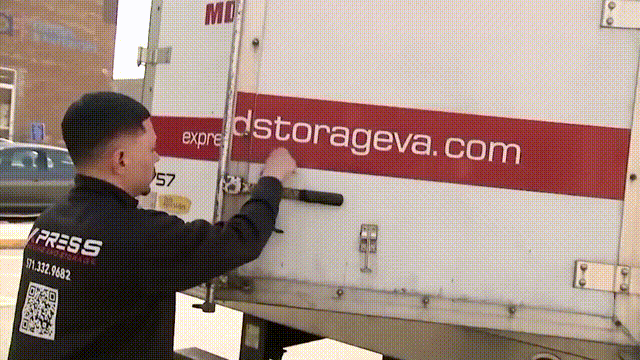 听鉴世界 | 油价飙升利润缩水 美以伊冲突严重影响美国中小企业