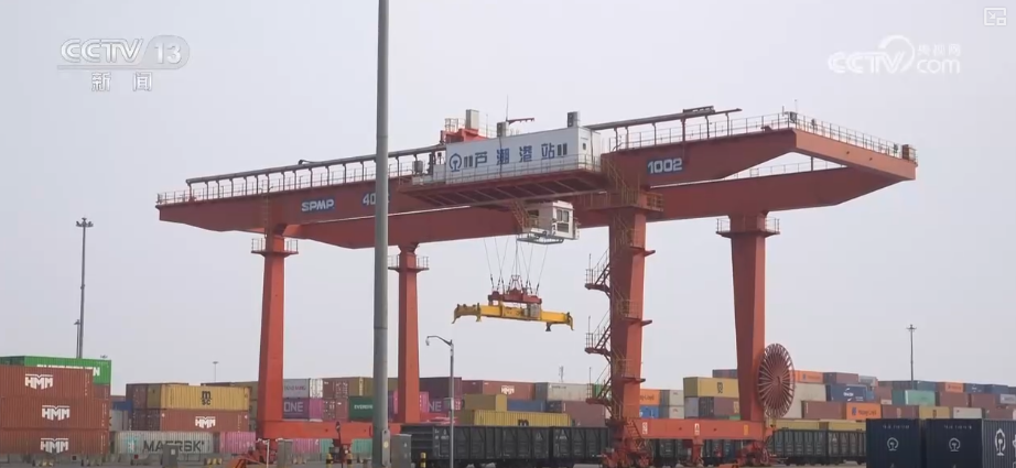 畅通“大动脉”为经济发展“添”动能 强劲钢铁“脉动”彰显经济蓬勃活力