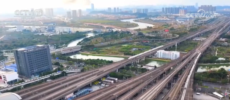 大数据透视春运“回家路” 科技护航让归途既有速度更有温度