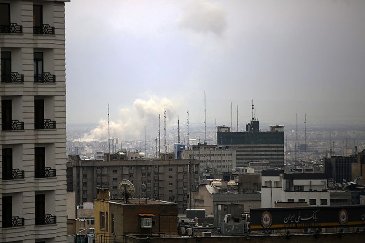 伊朗武装部队:美国掠夺世界各国的时代已结束