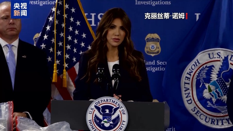 视频丨美联邦执法人员枪击致死事件引发持续抗议 美政府口风转变