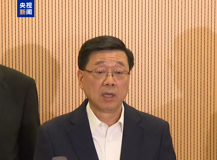 香港特区政府多部门全力应对大埔火灾