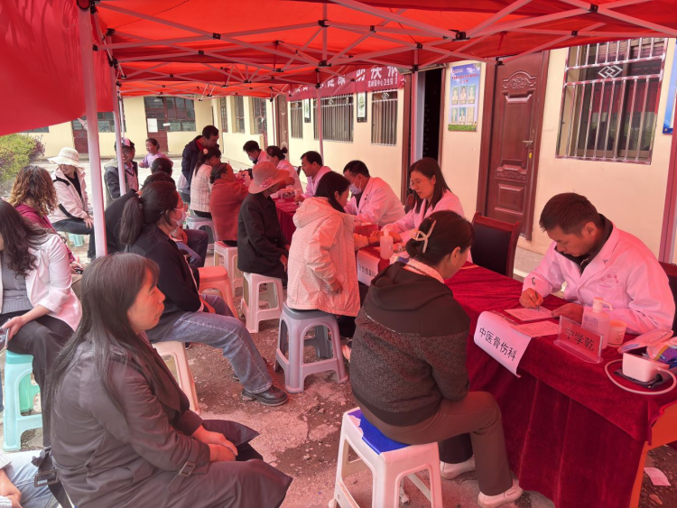 甘肃省渭源县莲峰卫生院:扎根基层 守护一方健康_fororder_图片4