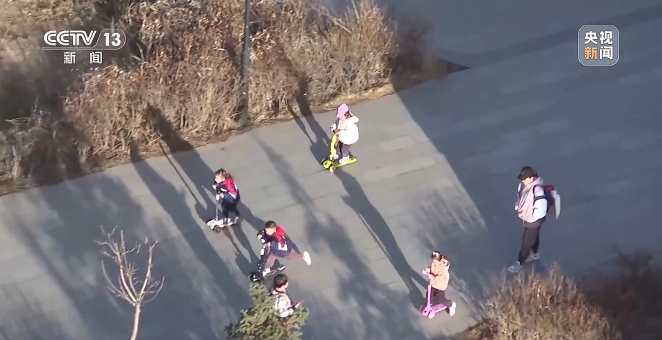 新闻周刊丨覆盖生育、养育、教育 国家正加快构建完整支持链条