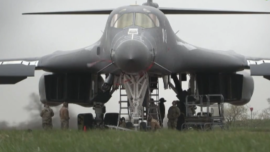 担心遭恐袭 美军从英空军基地撤走所有B-1轰炸机