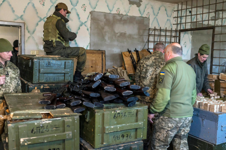 闪评 | 俄罗斯被欧盟冻结资产 天降横财还是烫手山芋?