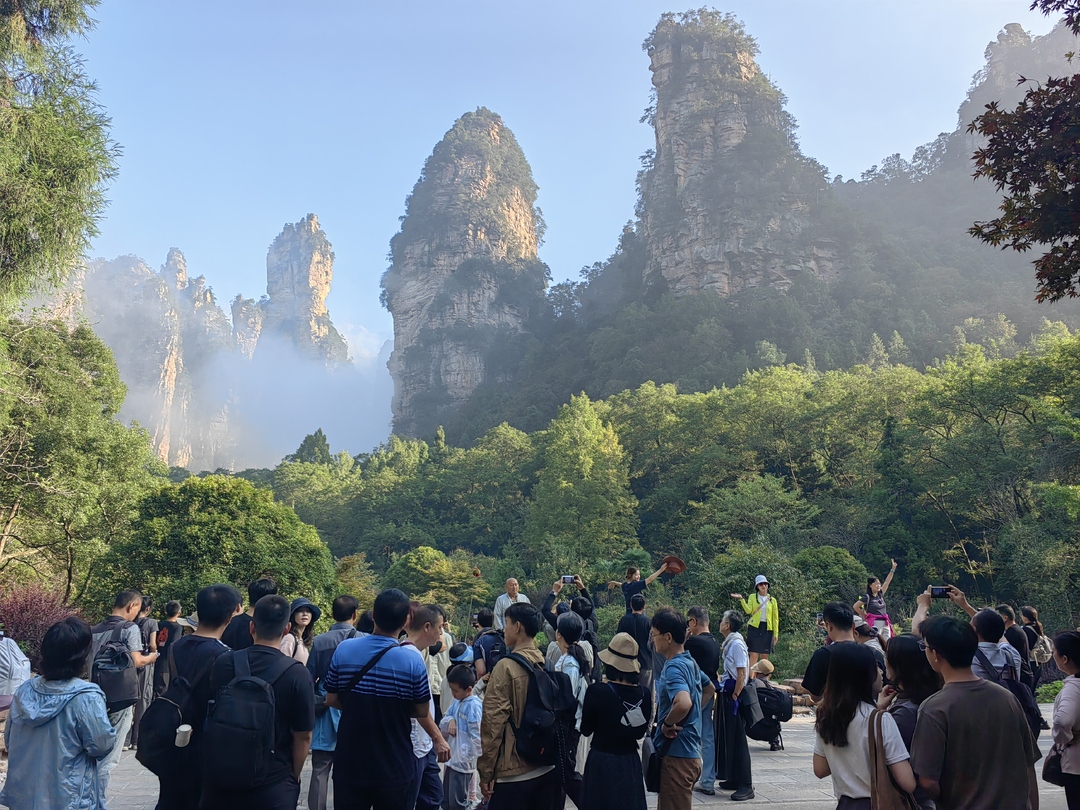 假期第六天,湖南客流1550余万人次_fororder_2