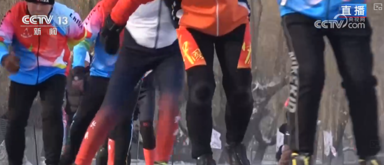 “冷冰雪”增添惠民亮色点燃冬日热情 “云端”滑雪打开玩冰嬉雪南方“限定体验”