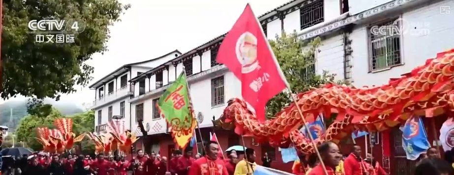 有得花、有得耍、有得吃,“三月三”展新颜!多彩民俗焕发澎湃活力