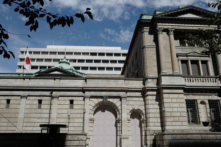 国际货币基金组织向日本发出三重警示