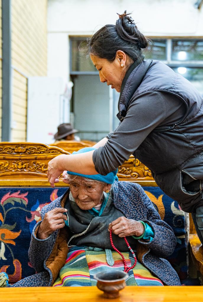 苦难和新生——西藏翻身农奴影像档案:玉珍