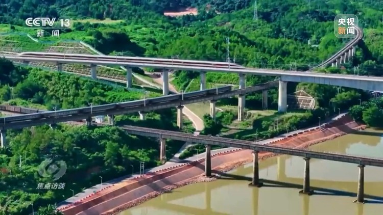 焦点访谈丨明年经济工作具体怎么干?有哪些重点任务?专家解读→