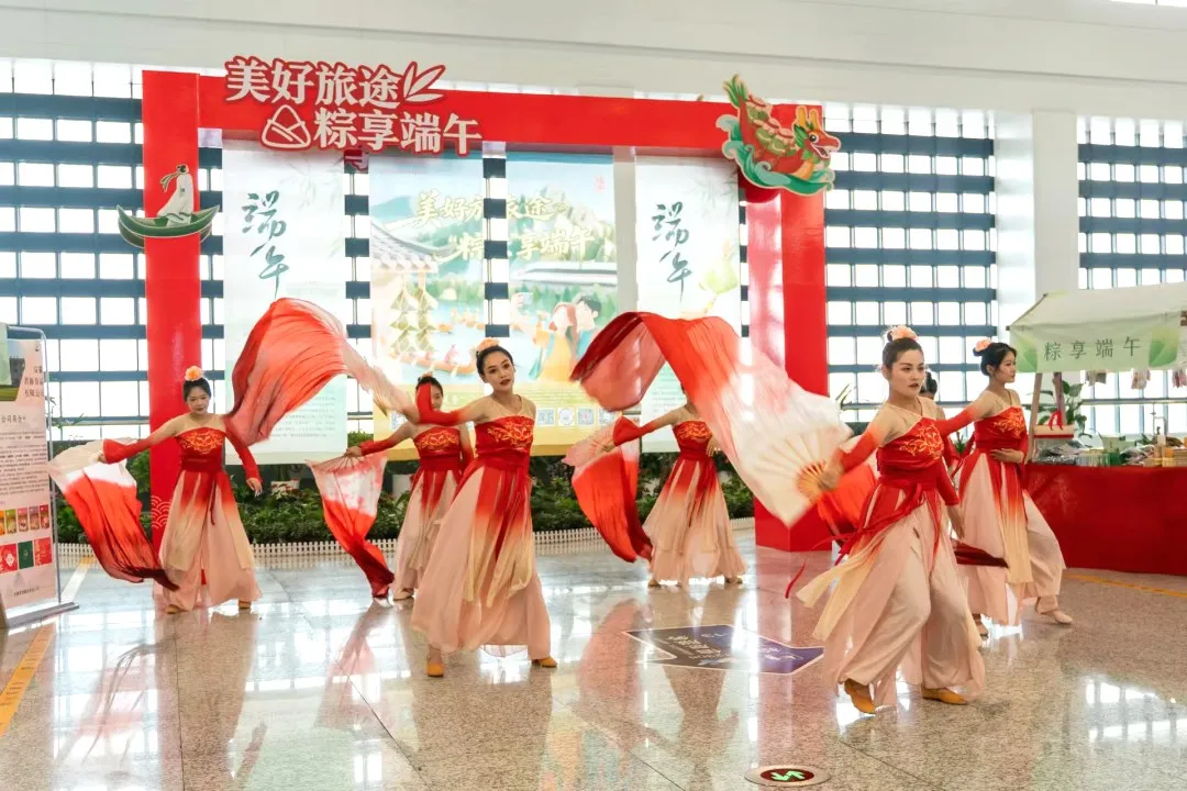 全国铁路1000余个站车,广泛开展“我的铁路风景:美好旅途 粽享端午”文化互动活动_fororder_企业微信截图_17488304566761