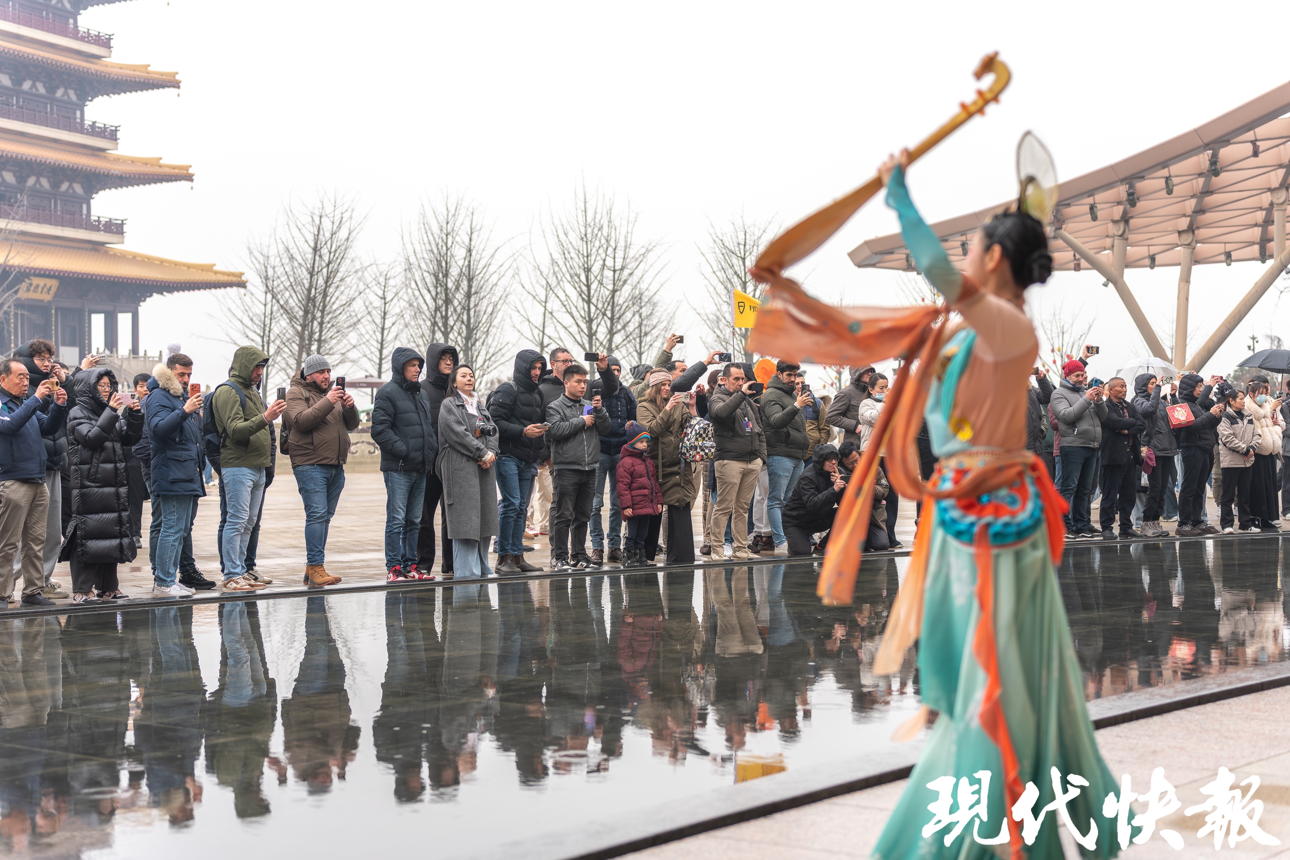 500人入境大团打卡南京“文化破壁”之旅,入境游市场量质齐升_fororder_20260127_093324_001