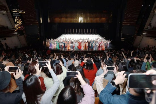 400场《红楼梦》舞剧踏遍神州:以艺术之笔绘人民心声,让经典文化扎根百姓心田_fororder_图片 4