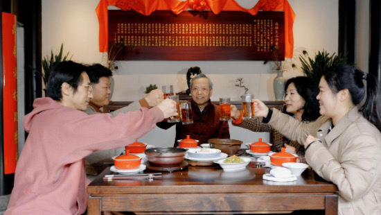 中外共飨年味,此心安处是吾乡 淮安举办“家在淮安·共飨年味—老外过大年”新春活动_fororder_微信图片_20260218122448_27_18