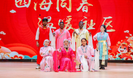 淮安留学生走进社区体验新春年俗_fororder_微信图片_20260218122452_30_18 - 副本