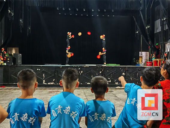 自贡国有文艺院团:一条关于“人”的破局之路