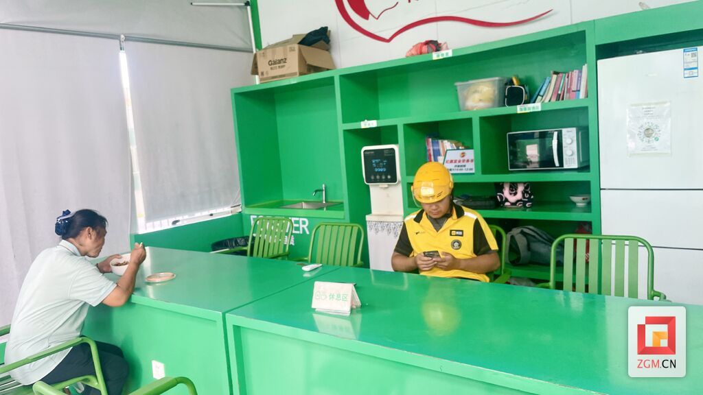 【幸福自贡“一刻”圈】15分钟“圈”出幸福半径 胜景社区打造新就业者温暖港湾与活力商圈