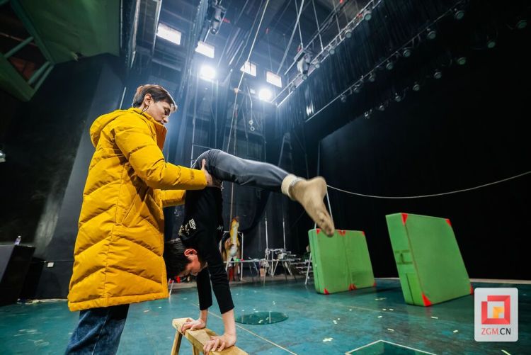 自贡国有文艺院团:一条关于“人”的破局之路