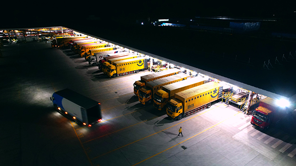 日处理超500万单 资阳乐至这个转运中心奋战“双十一”正酣_fororder_图片-1