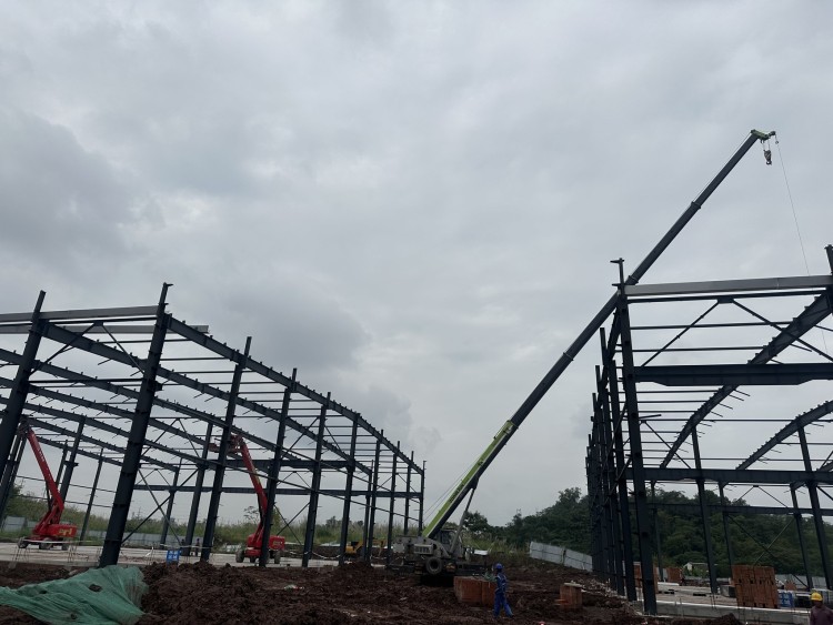 中试基地冲刺年底竣工 高校提前“抢位置”