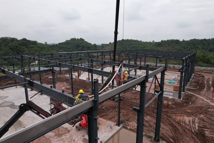 中试基地冲刺年底竣工 高校提前“抢位置”