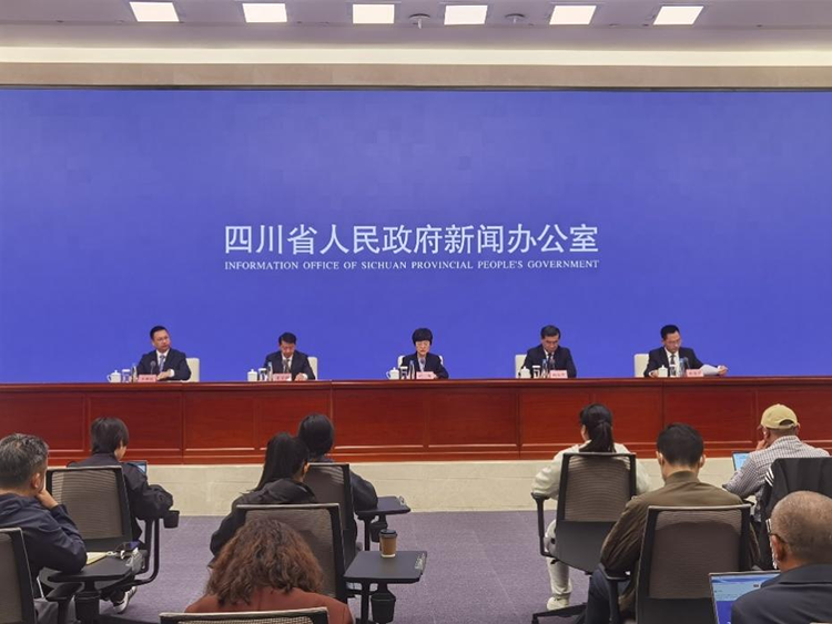 四度牵手长江首城 2025世界动力电池大会将于11月12日在四川宜宾启幕_fororder_1