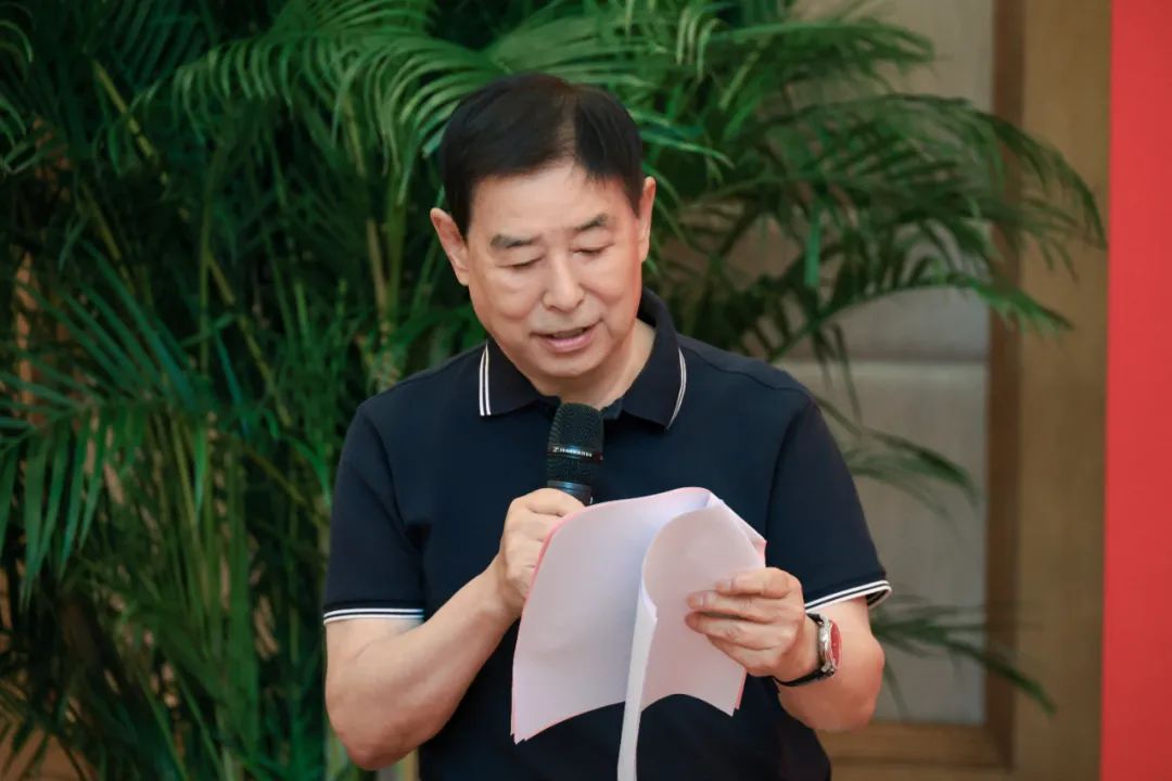 学习贯彻习近平总书记给田华等8位电影艺术家重要回信精神座谈会在京召开