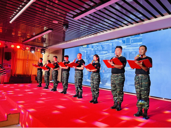 中国广电联合会少年儿童演艺工作委员会开展“军魂永驻·爱满人间《小手牵大手爱心同行》”特别公益活动