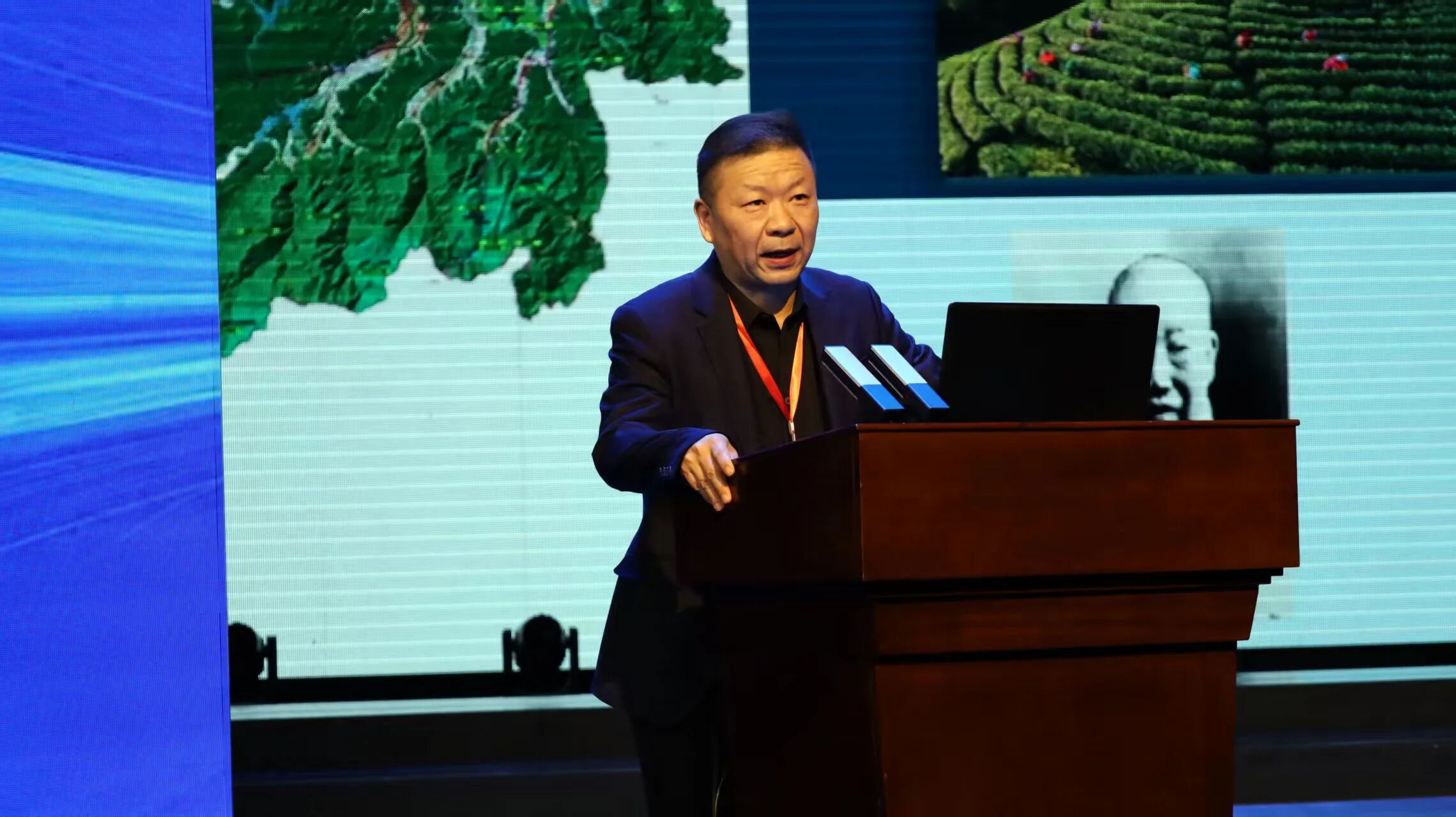 “州海造・原产地” 媒体行动在锦州举行,全国融媒体合力赋能原产地品牌振兴 “州海造・原产地” 媒体行动在锦州举行,全国融媒体合力赋能原产地品牌振兴_fororder_微信图片_2025-10-28_110119_408