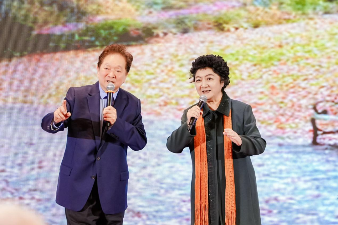 尊老敬贤传美德，德艺双馨映重阳——2025“重阳节百花敬老”在京举行